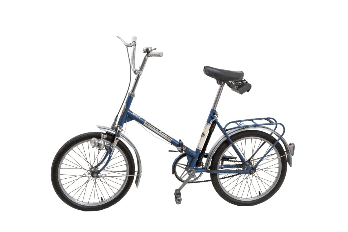 Baujahr 1967, Modell 901, Rahmen-Nr. 07.289, frühes Exemplar aus dem VEB (Volkseigener Betrieb) Mifa-Werk Sangerhausen, Neupreis: 293 bis 301 Mark der DDR, Aluminium/ Gummi/Stahl/Kunststoff, Sammlung: Museum Utopie und Alltag, Bestand Alltagskultur (Foto: Bernd Choritz)